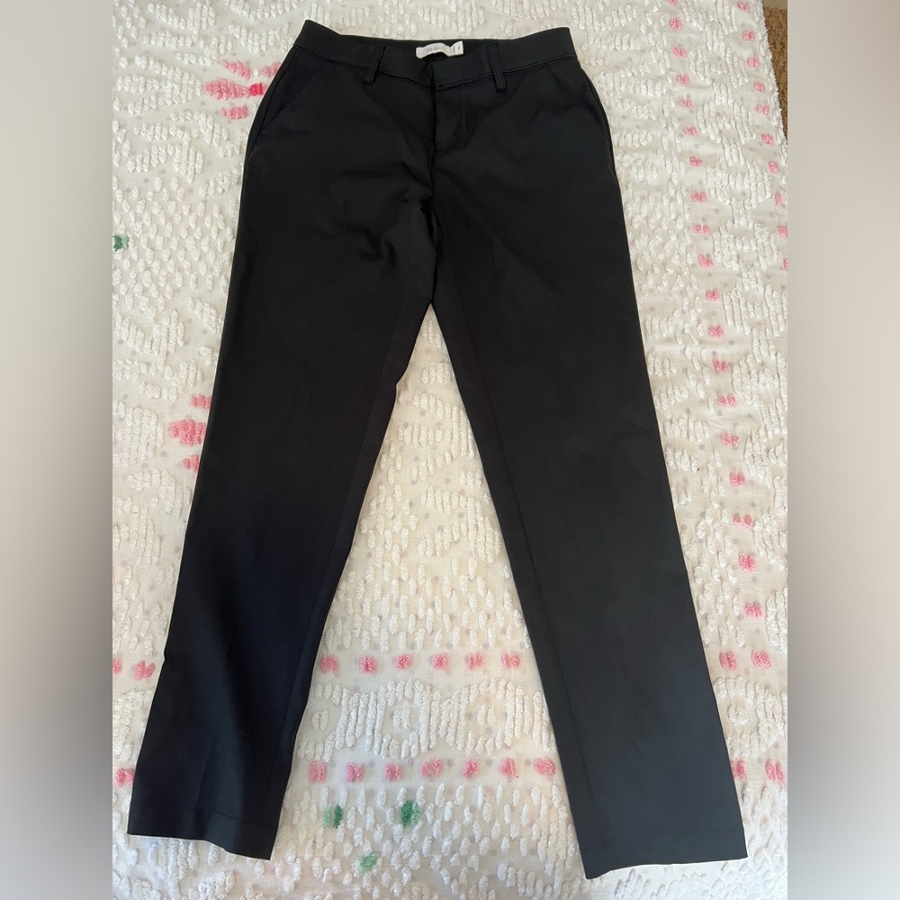 Black Lady Hagen golf pants, EUC, size 2